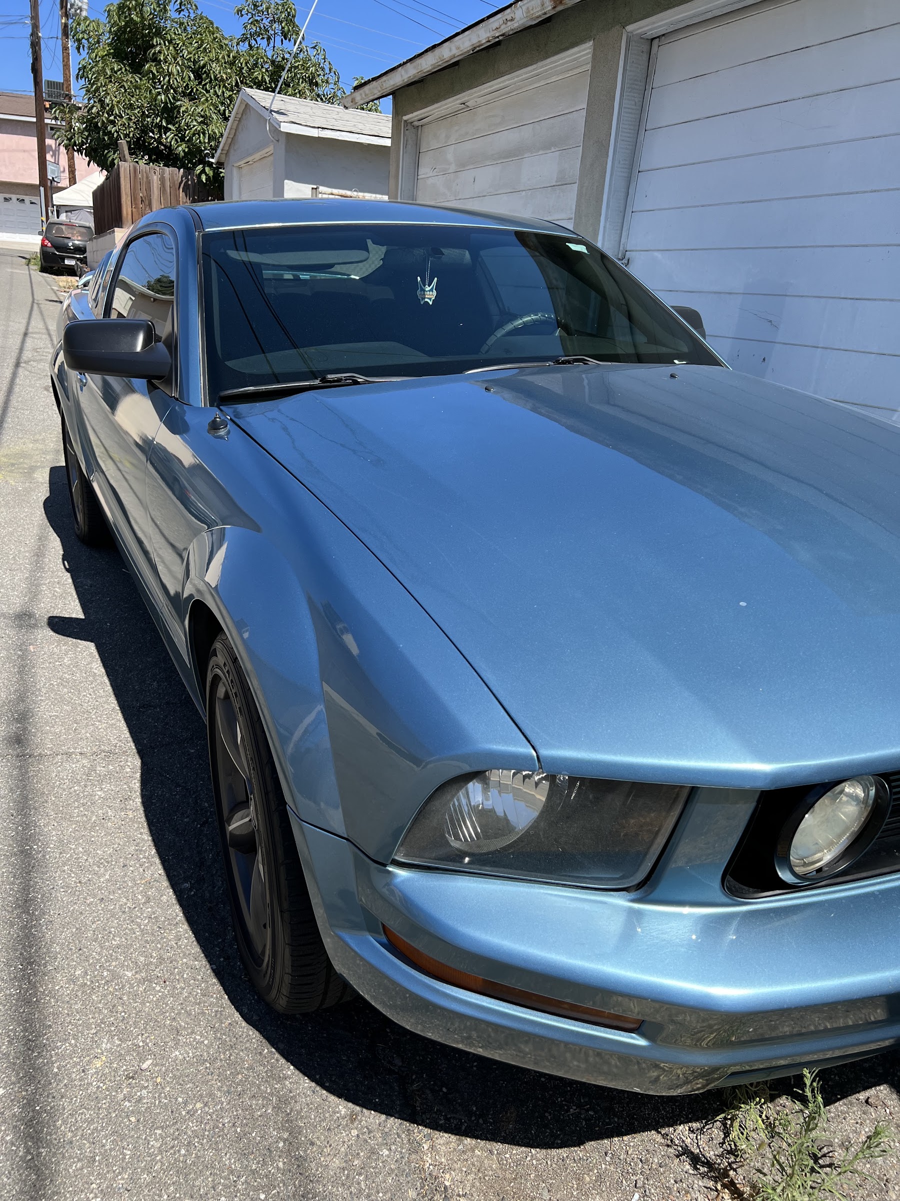 805 AUTO BODY & PAINT