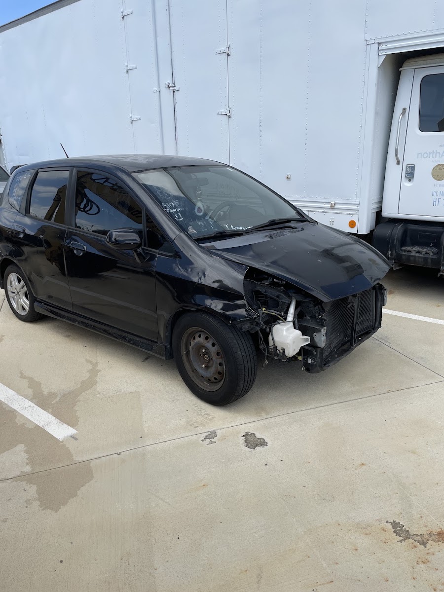 Andres Auto Body & Paint photo