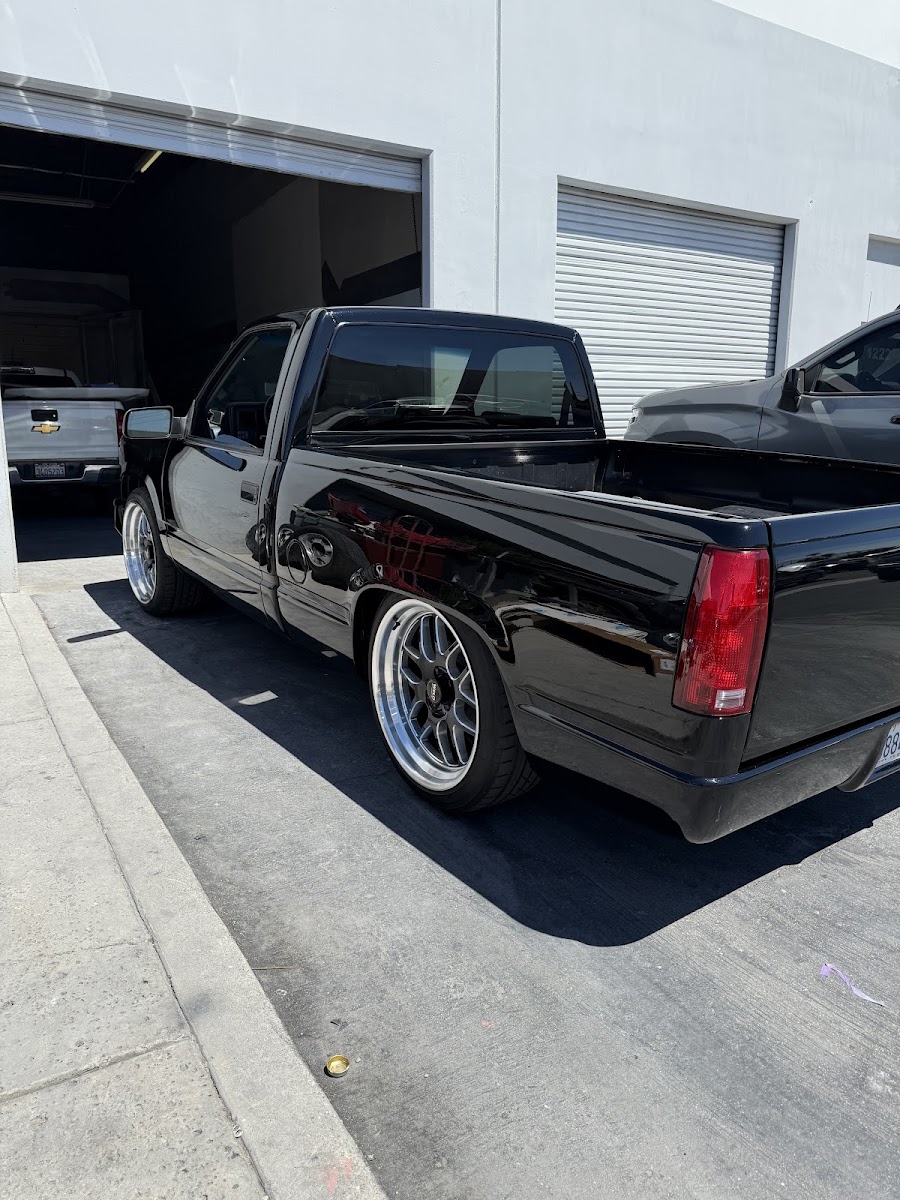 Daves Auto Body photo