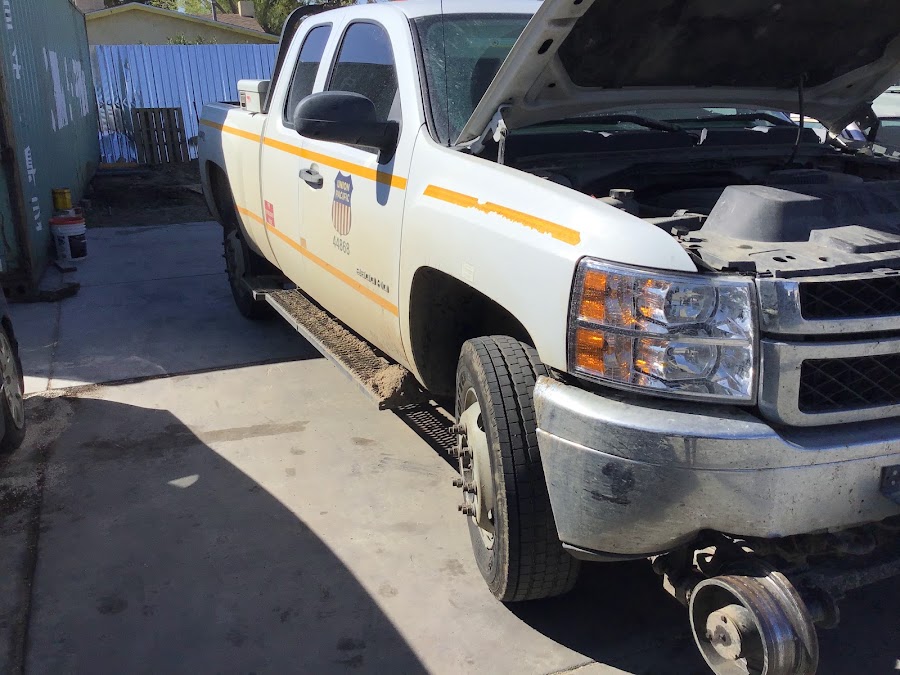 Freeway Smog & Auto Repair LLC photo