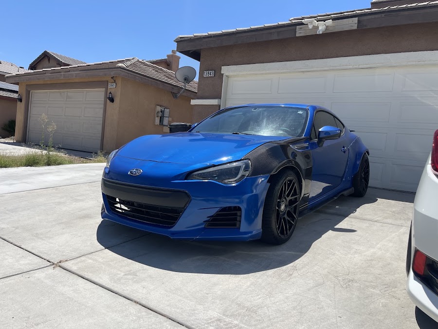 Louie's Auto Body photo