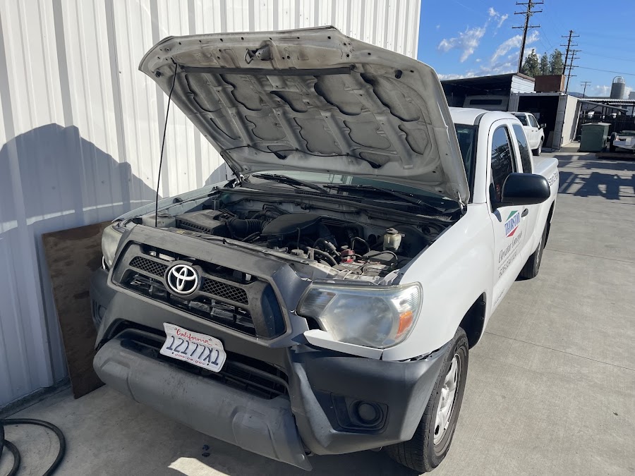 Lux Auto Body Shop & RV Repair photo