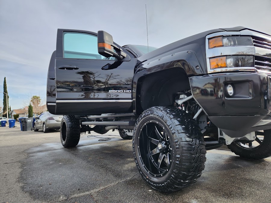 Nana's Auto Repair & Auto Body Collision Repair photo