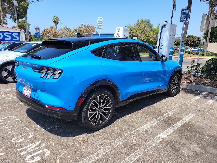 Oceanside paint and body photo