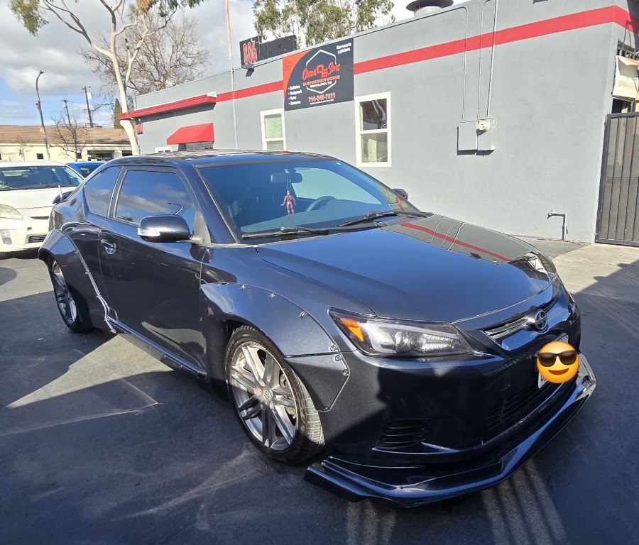 Oscar N Sons Custom Bodyworks photo