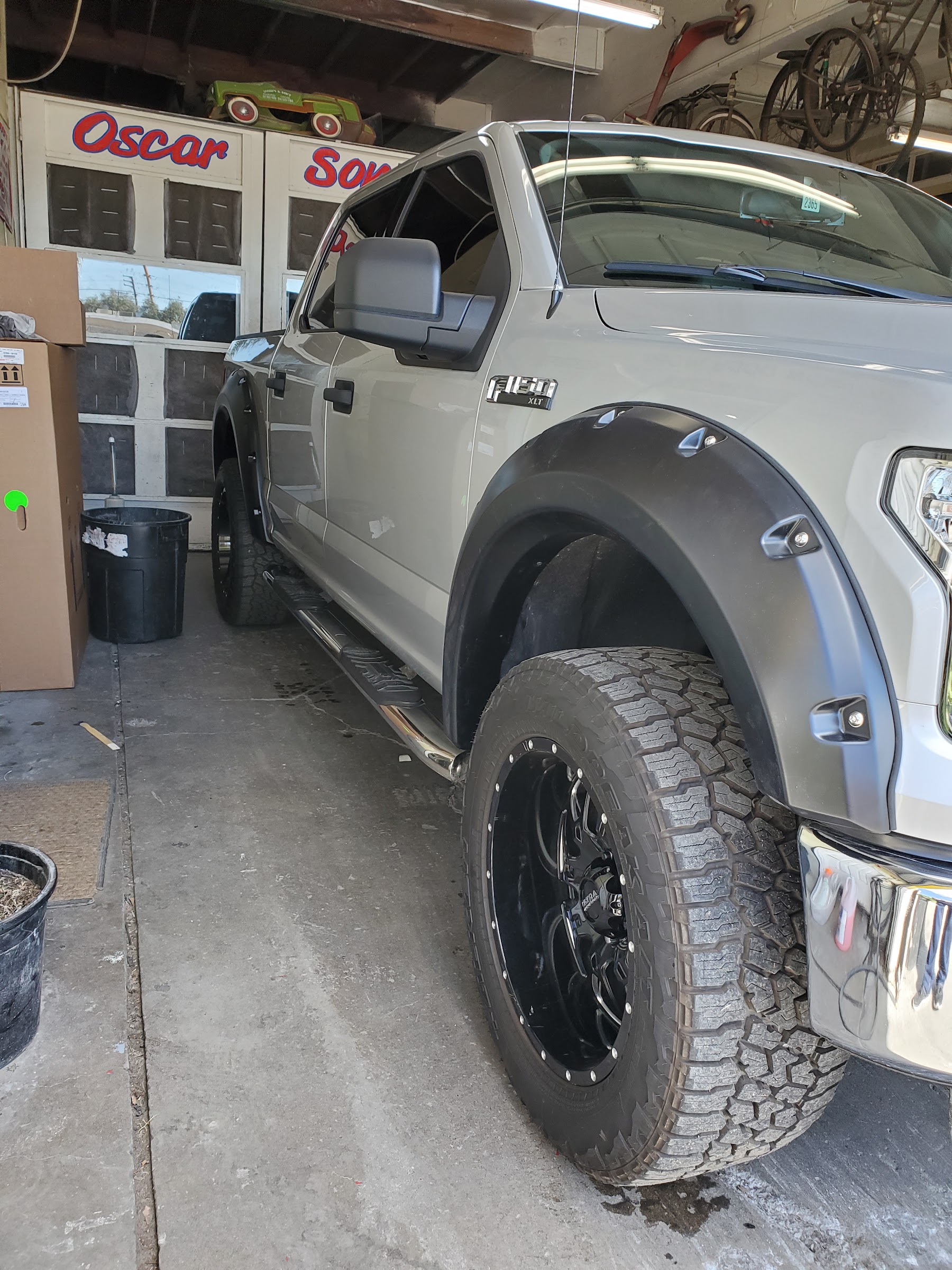 Oscar N Sons Custom Bodyworks