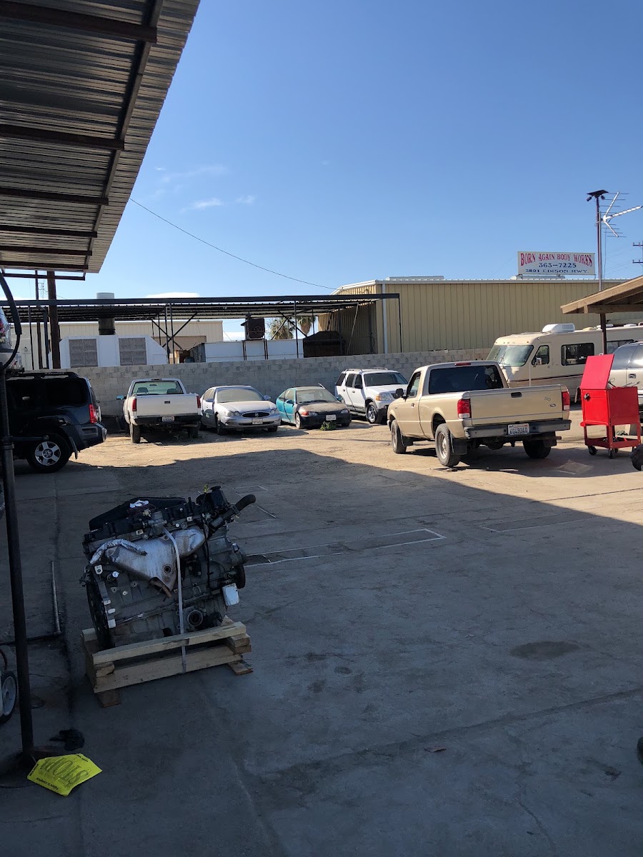 Simon's Auto Shop photo